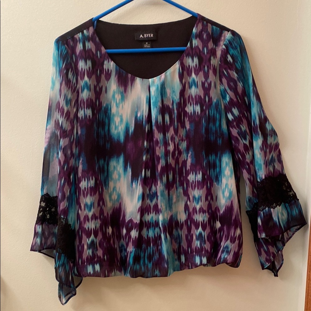 Women’s size Medium top